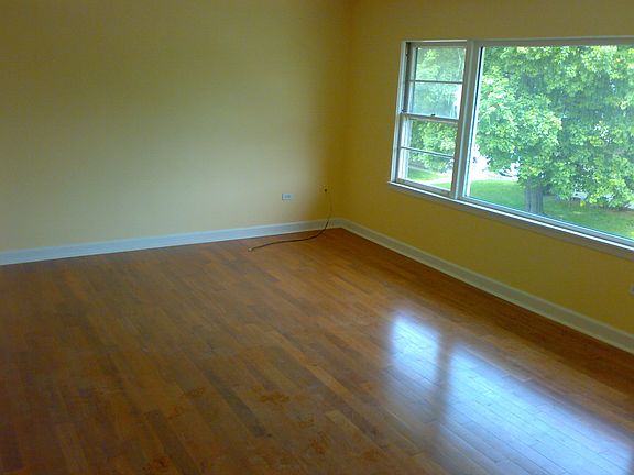 5th image of 4046 Gage Ave APT 1