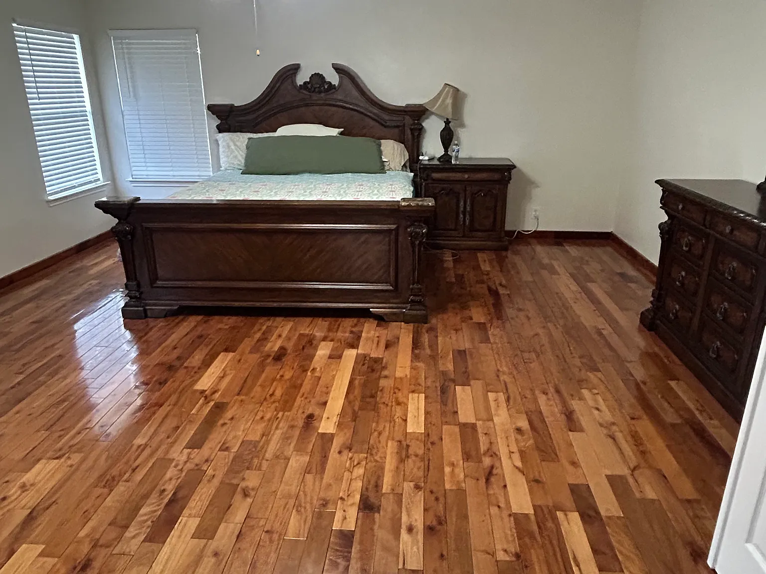3 bed, 2.5 bath, 2231 sqft, $2,395 — Photo 3