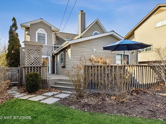 2nd image of 5233 Benton Ave