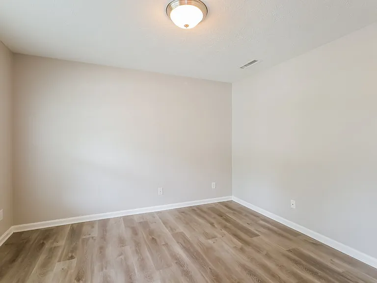 11402 High Grass Dr — Photo 5