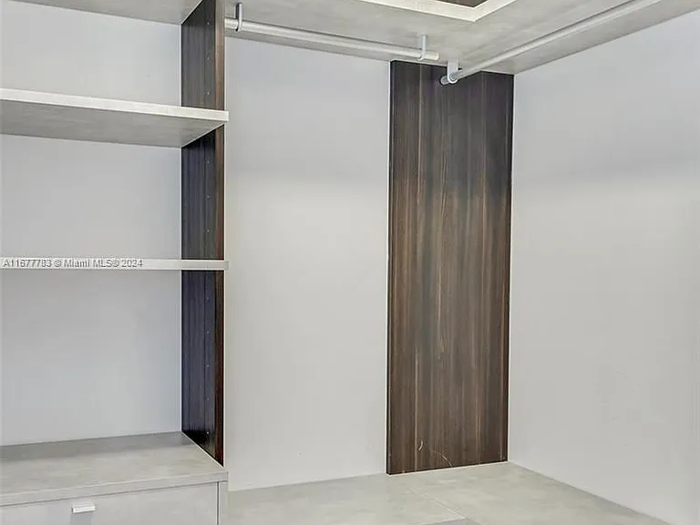 801 S Miami Ave — Photo 10