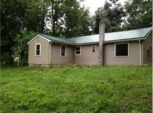 7792 Lincoln Way E, Fayetteville, PA 17222