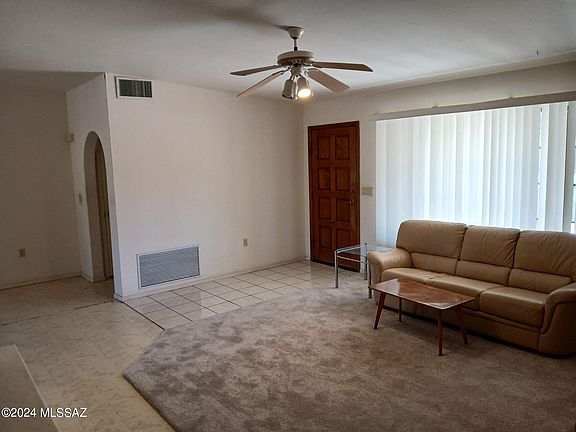 5th image of 1045 N Paseo Iris