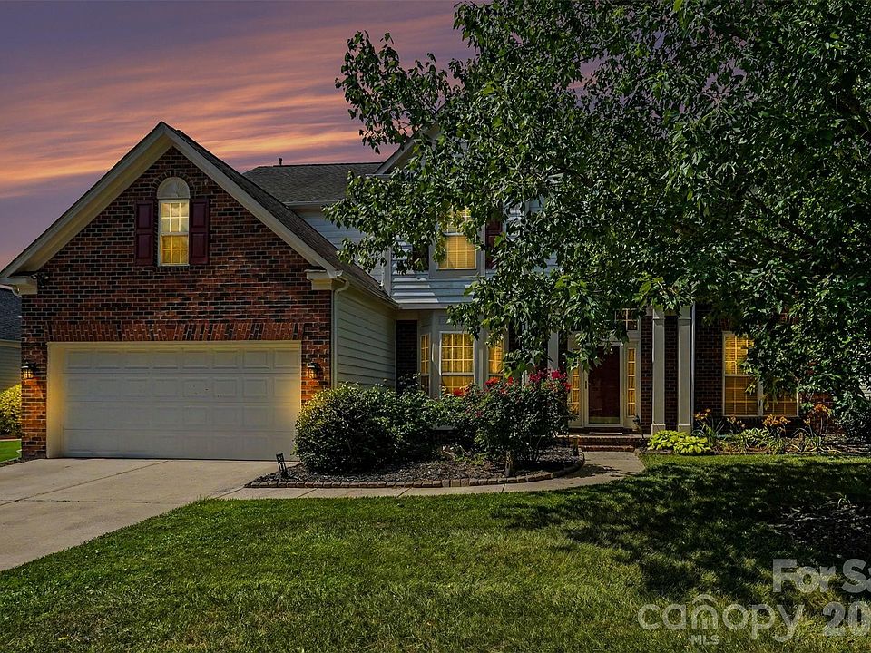 1st image of 8021 Pelorus Ln