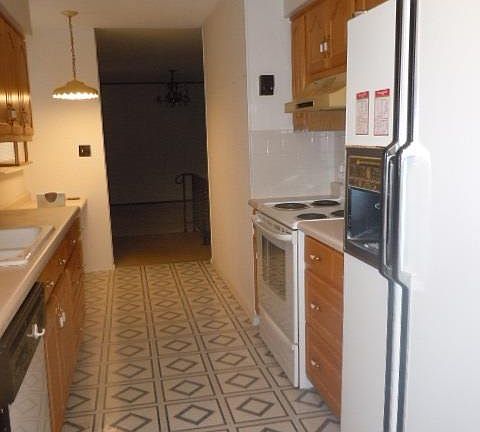 2nd image of 1106 Pearl Dr