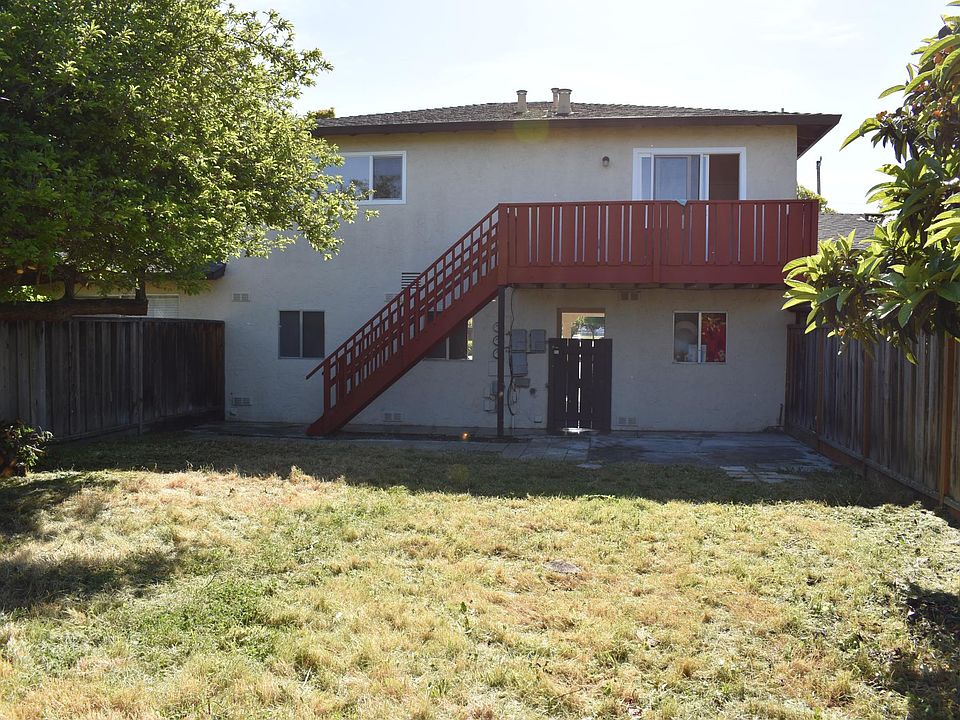 1st image of 725 Borregas Ave APT 2