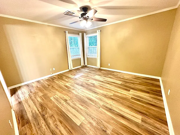 3916 Austin Ave — Photo 18