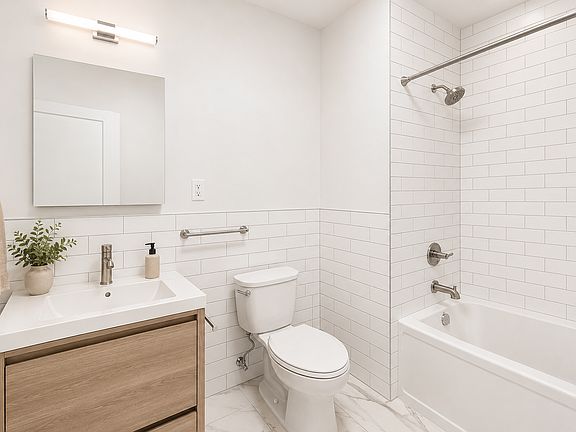 5th image of 238 8th St APT 4R