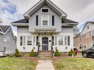7 N McNab Ave, Gloversville, NY 12078