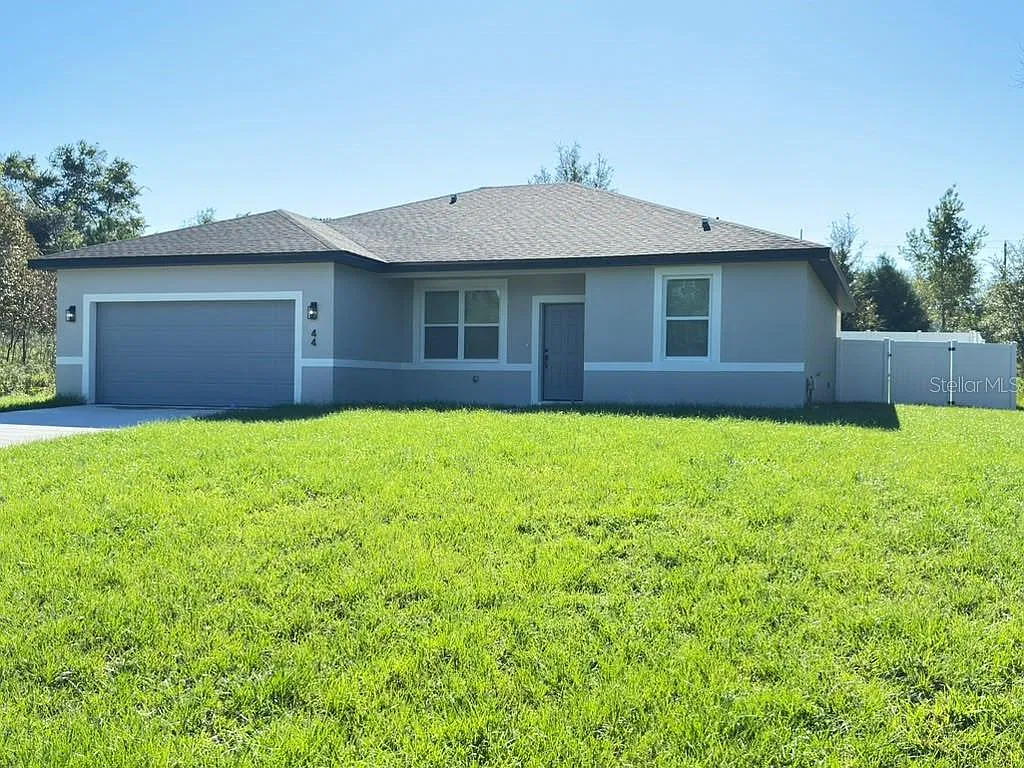 4 bed, 2.5 bath, 1708 sqft, $1,995 — Photo 1