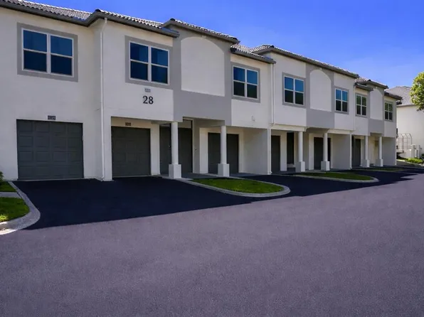 636 Arbor Lake Ln, Tampa, FL 33602