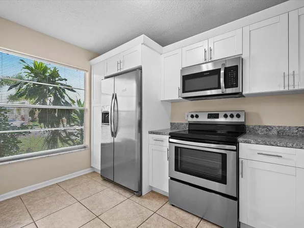 144 Deerfield Ct, Jupiter, FL 33458