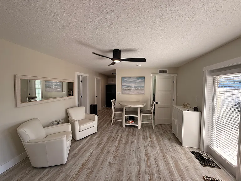 5005 Coquina Key Dr SE #B — Photo 3