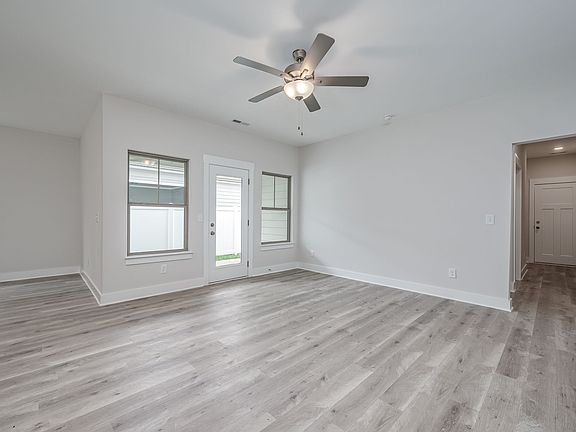 3rd image of 2123 Hospitality Ln