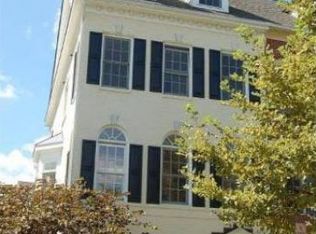 403 Oak Knoll Dr, Rockville, MD 20850