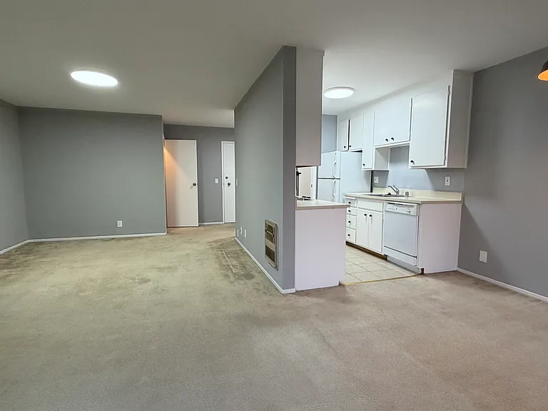94 Bayo Vista Ave #304 — Photo 4