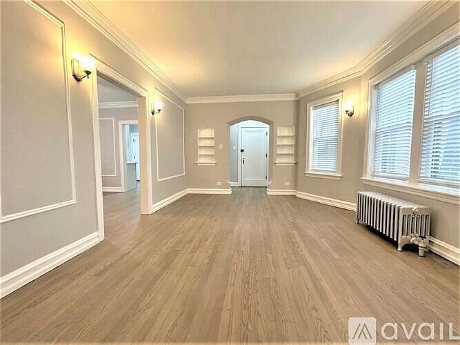 1st image of 1352 W Carmen Ave APT 1S