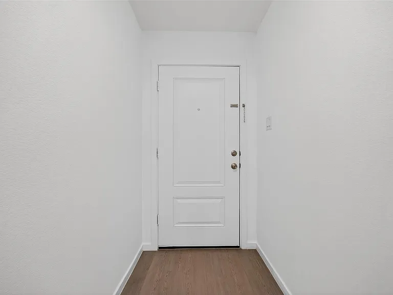 6523 Water Oak Green Ln — Photo 4