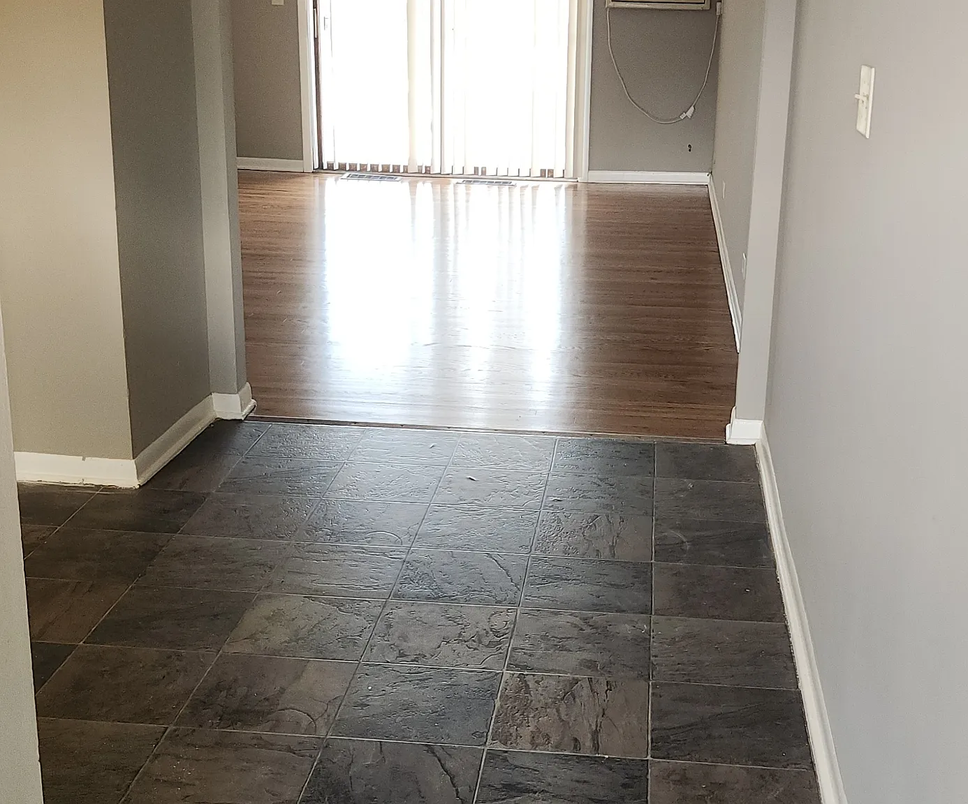 1723 Maple Ln — Photo 1