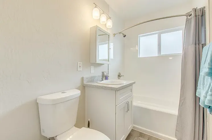 841 W Indian School Rd #B — Photo 3