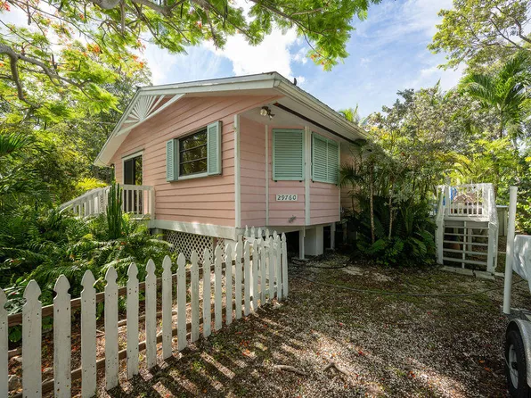 29760 Journeys End Rd, Big Pine Key, FL 33043