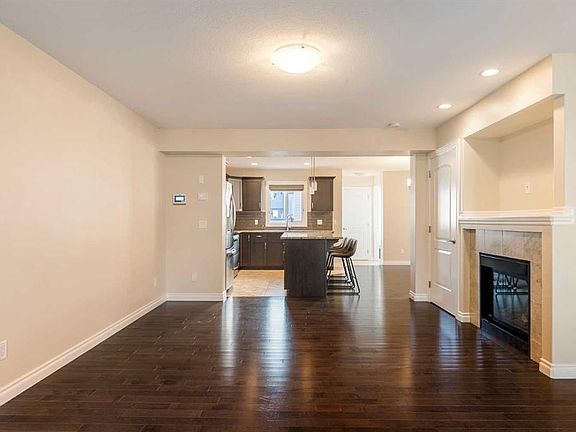 4th image of 268 W Comeau Cres
