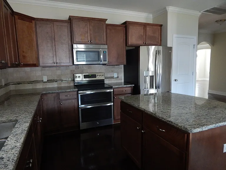 612 Wyndham Way — Photo 13