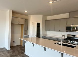 2767 N Vahe Ave, Fresno, CA 93737