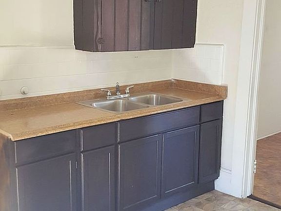 5th image of 209 W 18th St #2