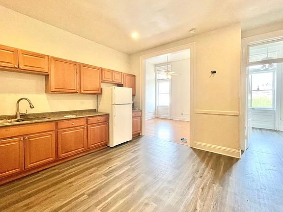 2nd image of 1355-1359 W Chicago Ave #1355-B11