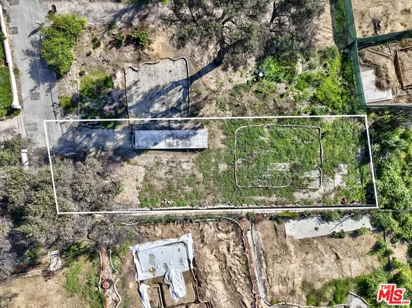 408 Wistaria Pl, Altadena, CA 91001