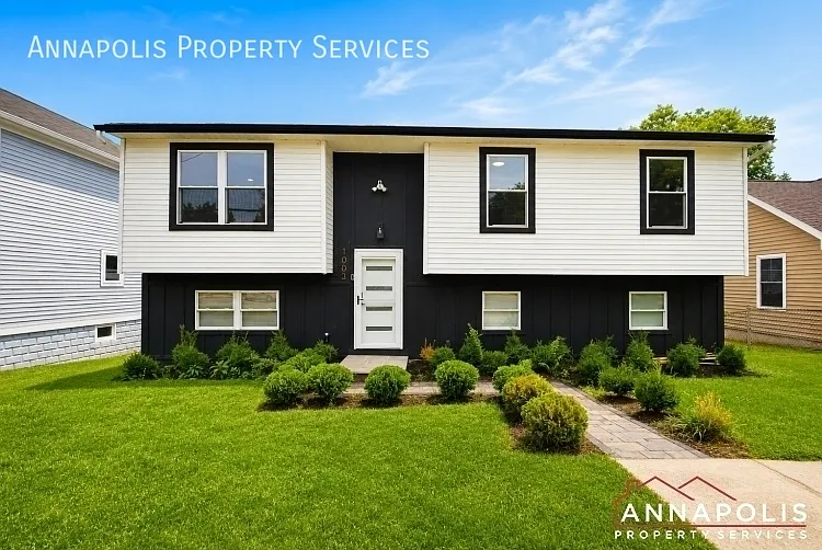 1003 Tyler Ave — Photo 1