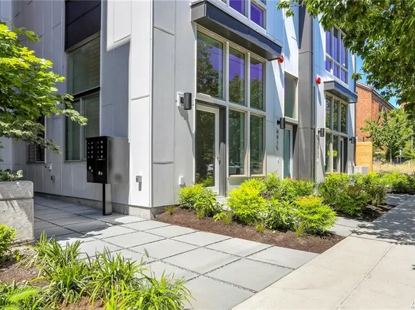 4415 42nd Ave SW, Seattle, WA 98116