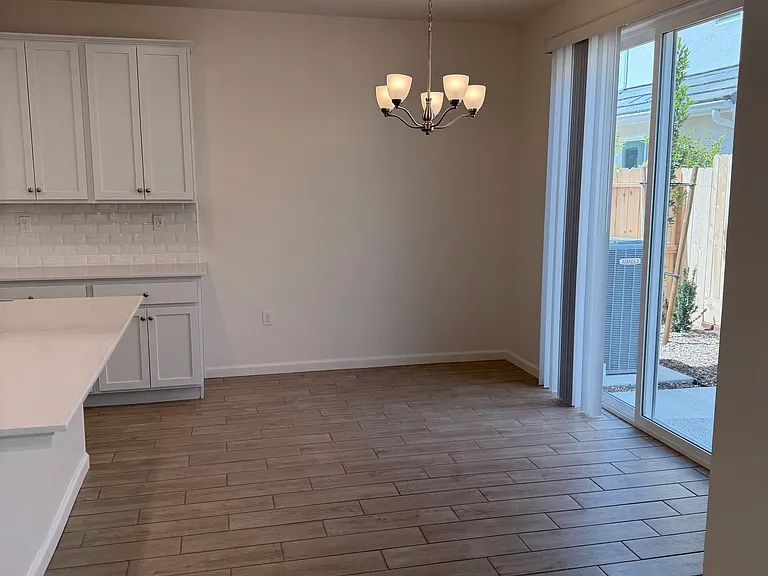 1521 Pioneer Ln — Photo 7