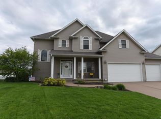 2631 E 58th St, Davenport, IA 52807