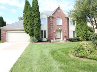 4073 Parkstone Ct, Troy, MI 48098
