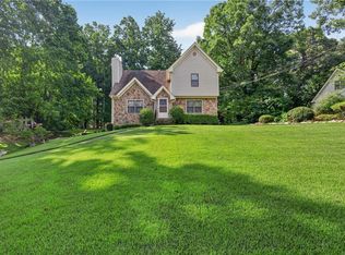 981 Thousand Oaks Dr, Lawrenceville, GA 30043