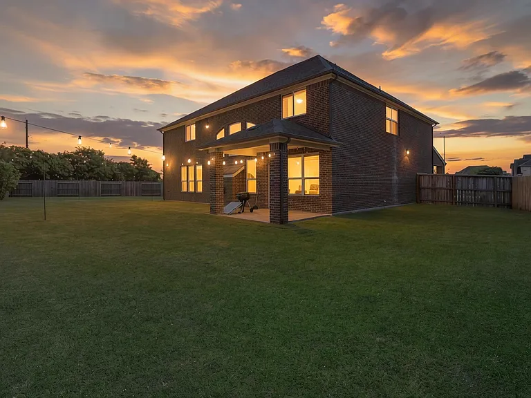 2203 Rocky Shores Ln — Photo 38