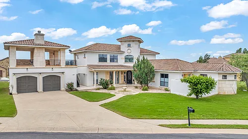 411 Cielo Cir Photo 1