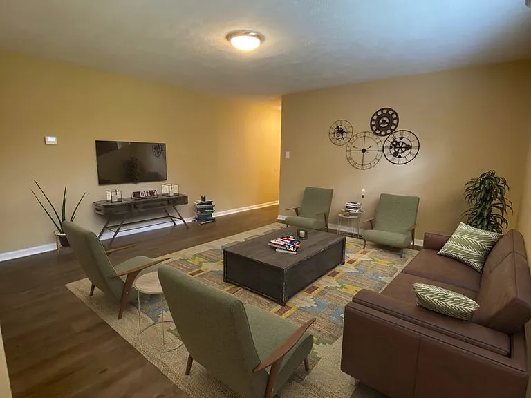 Monon Station Apartments — Photo 10