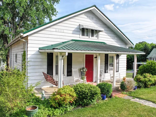 515 S McKee St, Greeneville, TN 37743