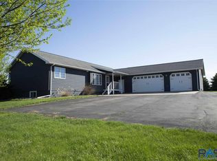 45791 237th St, Madison, SD 57042