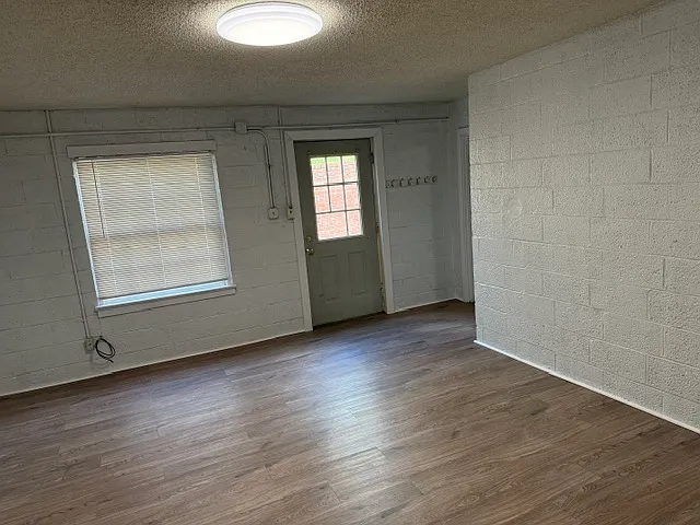 1 bed, 750 sqft, $775 — Photo 2
