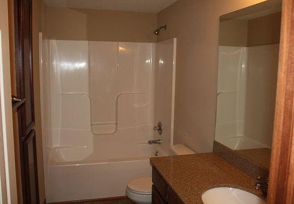 2nd image of 4506 N Wilderness Cir