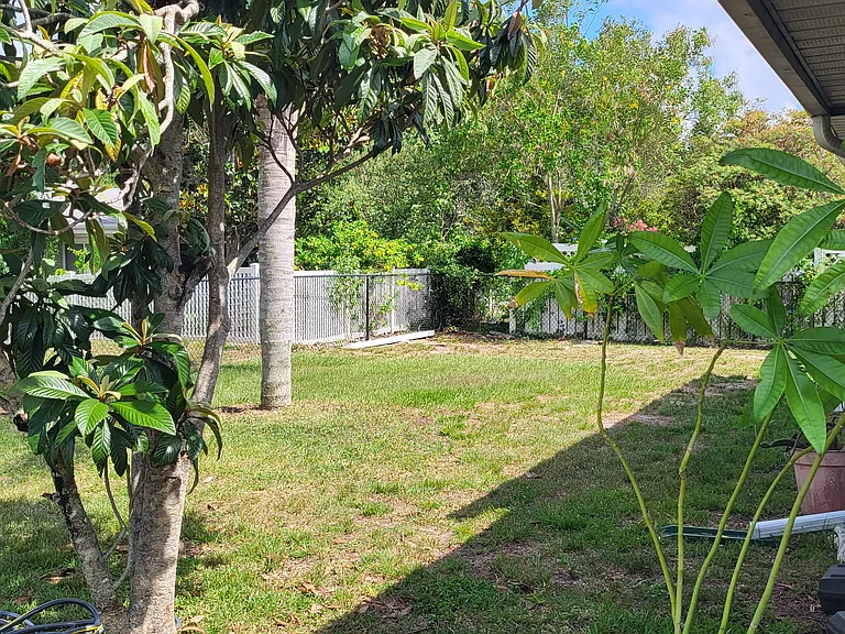 1480 Queen Anne Dr — Photo 26
