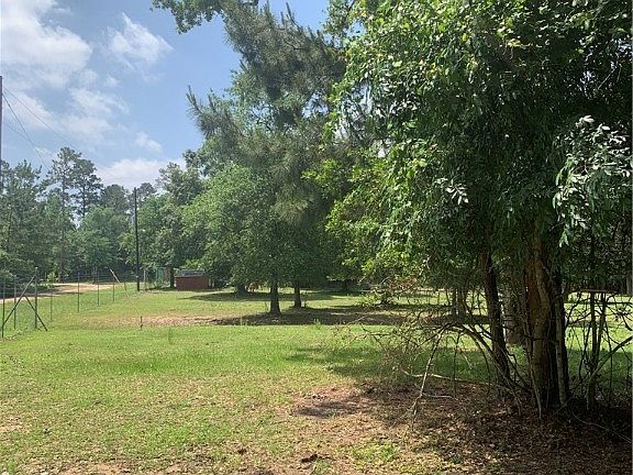 4th image of Mossyknoll Dr