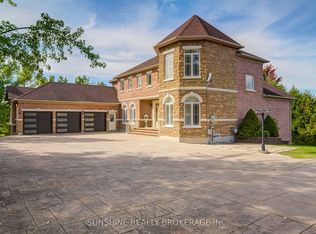 19 Aspen Leaf Ct, Aurora, ON L4G7T3