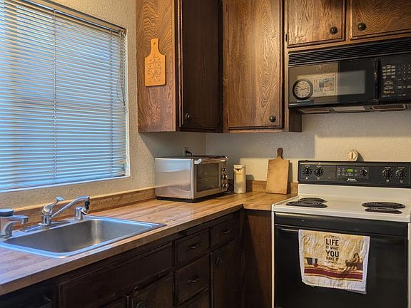 4th image of 2602 Woodlake Drive