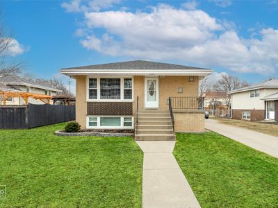 9405 S 69th Ct, Oak Lawn, IL, 60453