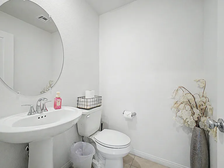 9963 Ravenswood Peak Ave — Photo 15